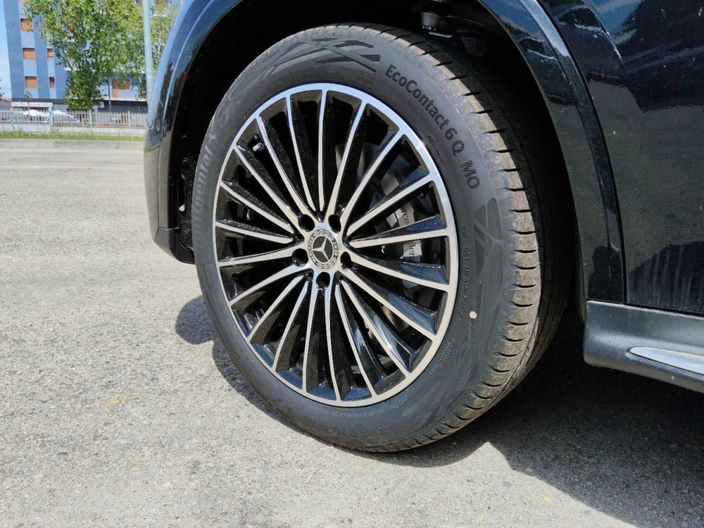Mercedes-Benz GLC SUV nuova a Pescara (8)