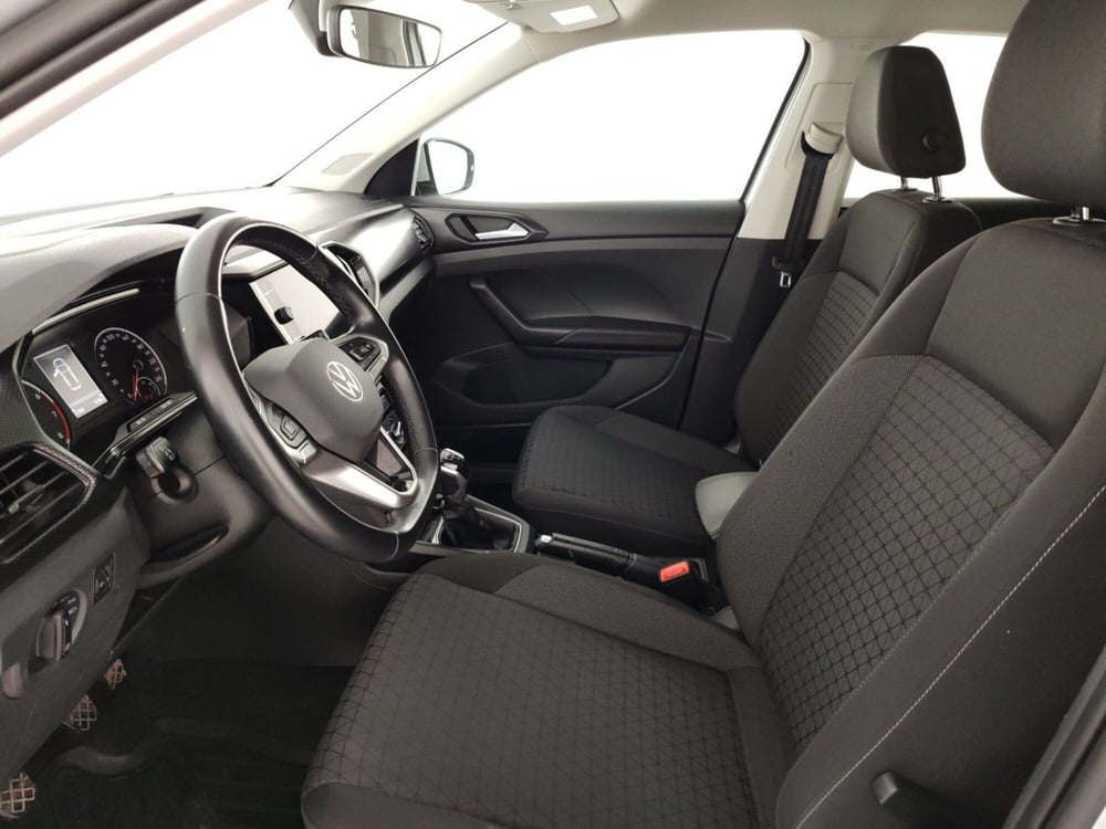 Volkswagen T-Cross usata a Massa-Carrara (7)