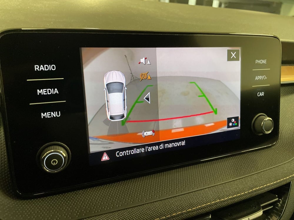 Skoda Fabia usata a Varese (10)