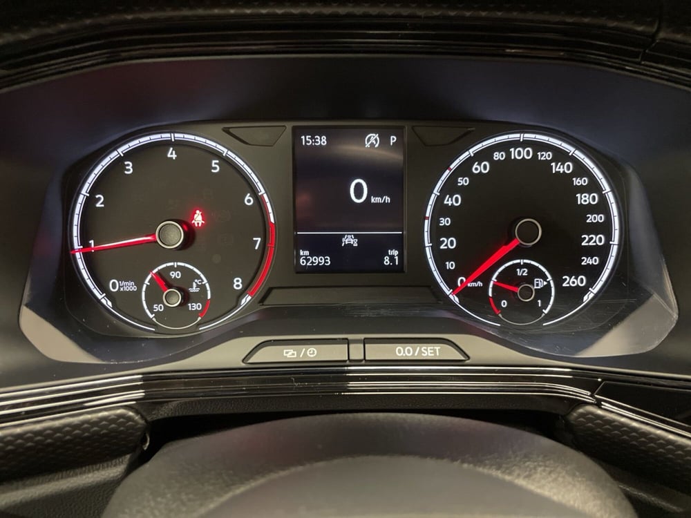 Volkswagen T-Cross usata a Varese (8)