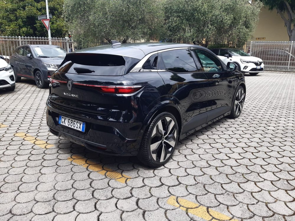 Renault Megane E-Tech Electric usata a Firenze (7)