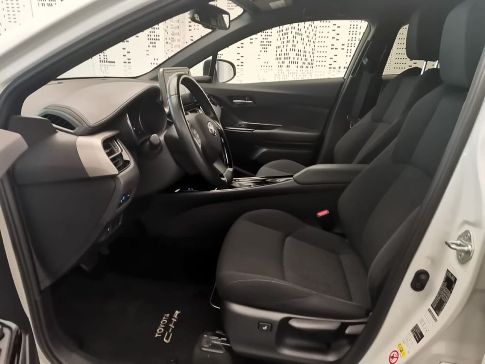 Toyota Toyota C-HR usata a Bergamo (12)
