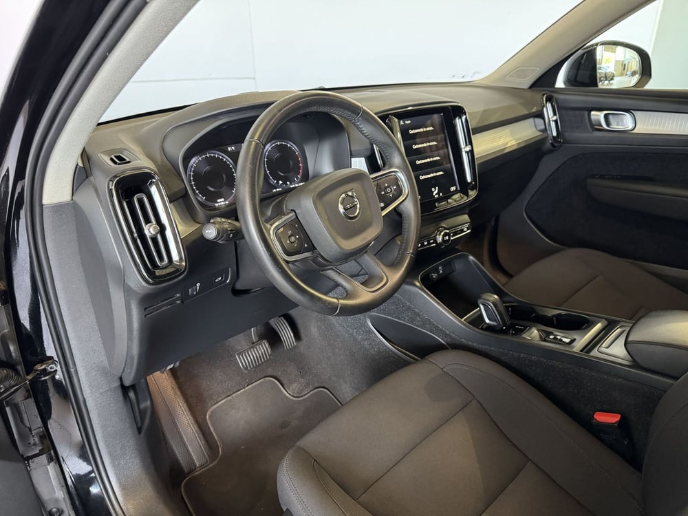 Volvo XC40 usata a Monza e Brianza (14)