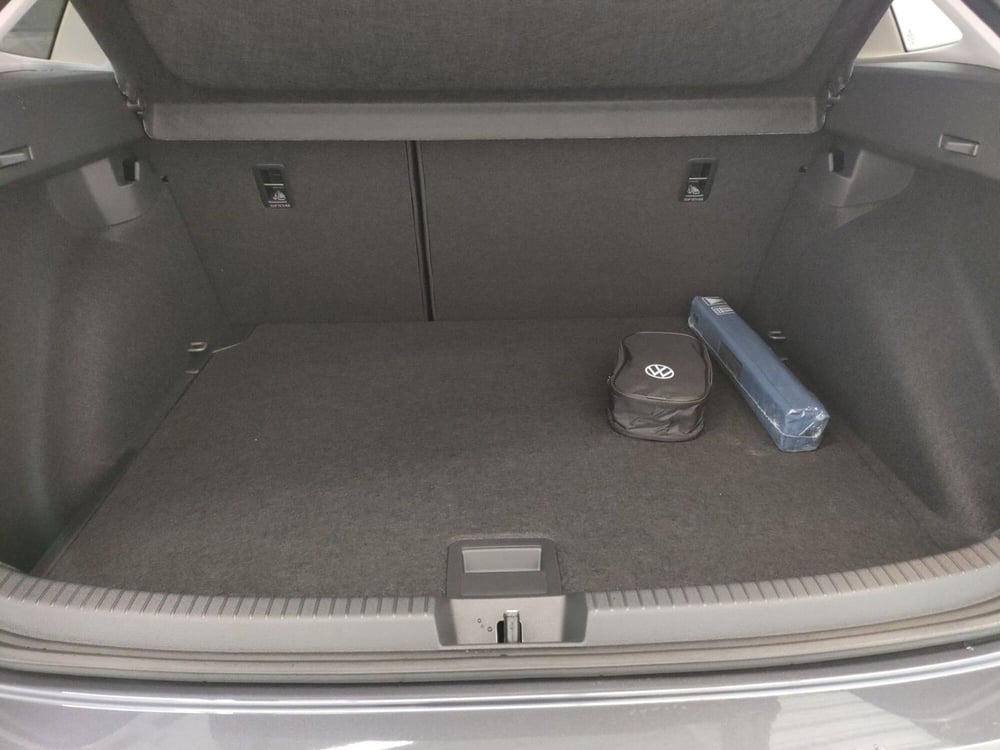 Volkswagen Taigo nuova a Bologna (12)