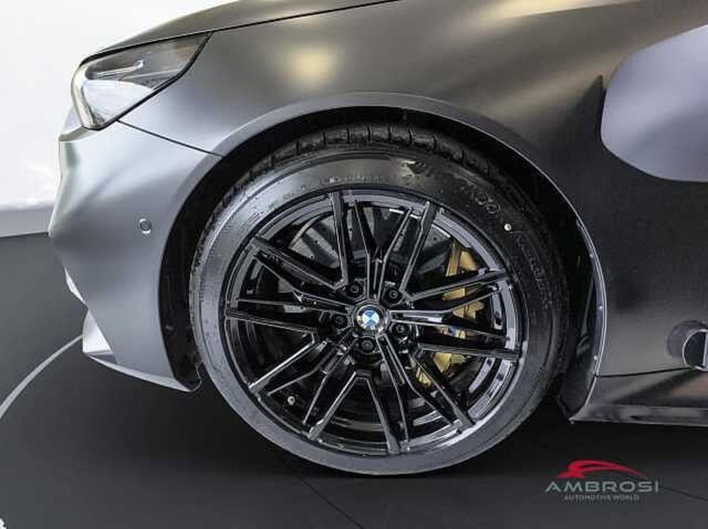 BMW Serie 5 nuova a Viterbo (18)