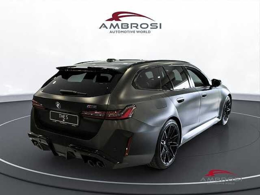 BMW Serie 5 nuova a Viterbo (3)
