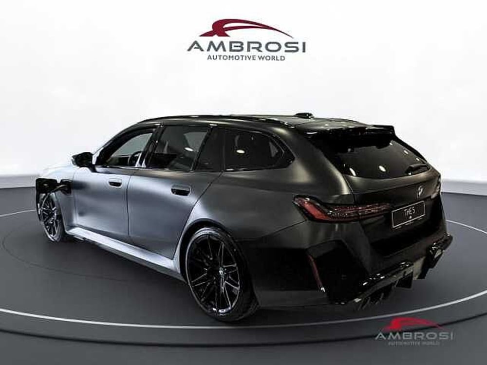 BMW Serie 5 nuova a Viterbo (4)