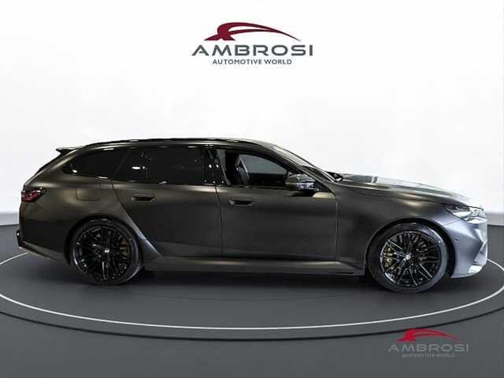 BMW Serie 5 nuova a Viterbo (5)