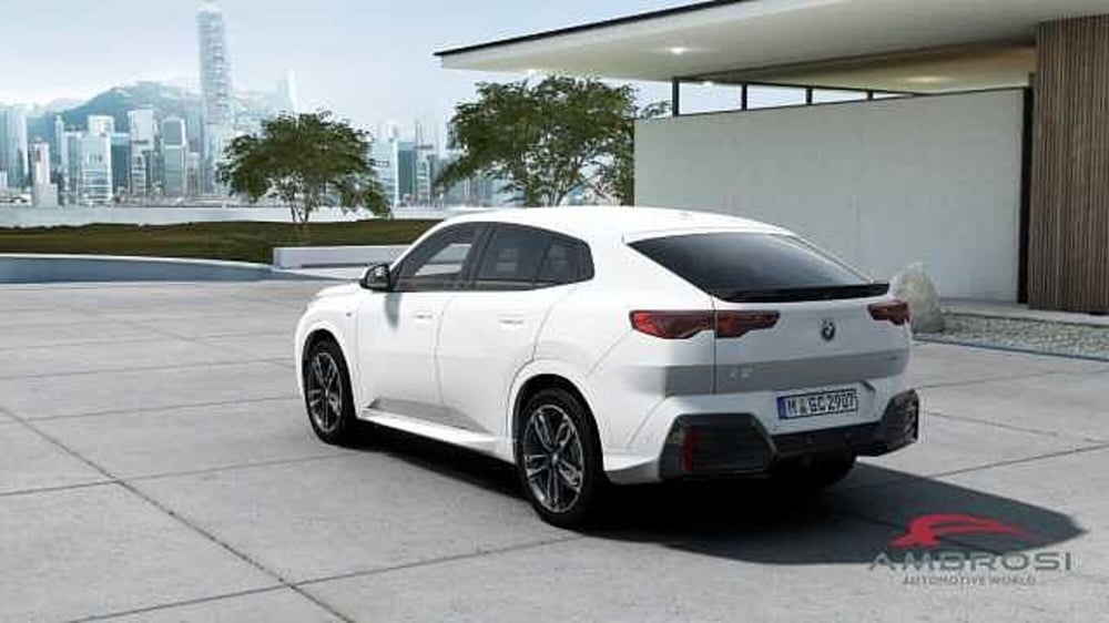 BMW X2 nuova a Viterbo (2)
