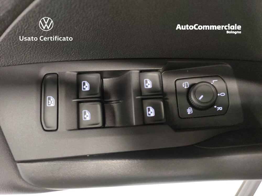 Volkswagen T-Cross usata a Bologna (9)