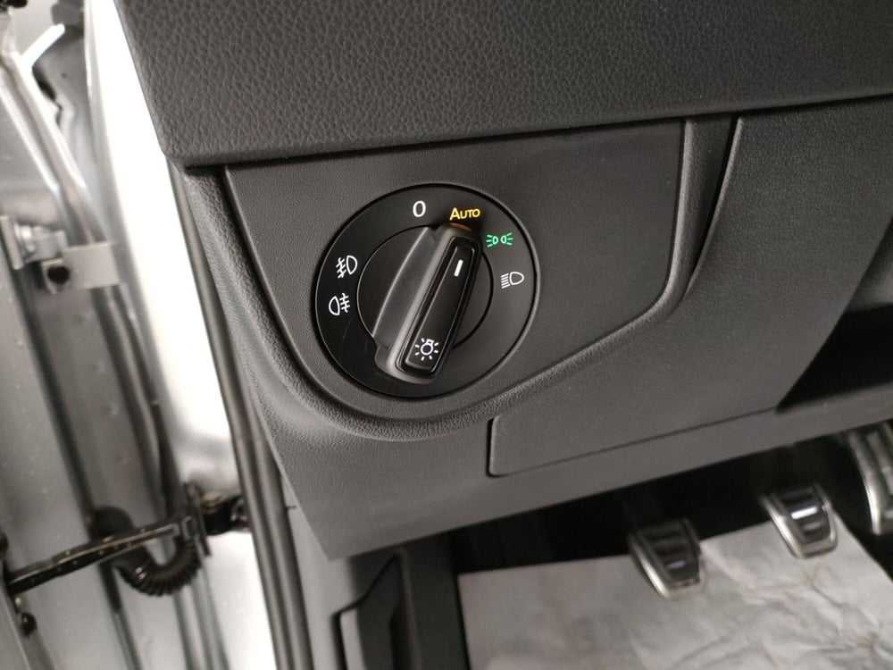 Volkswagen Taigo nuova a Bologna (10)