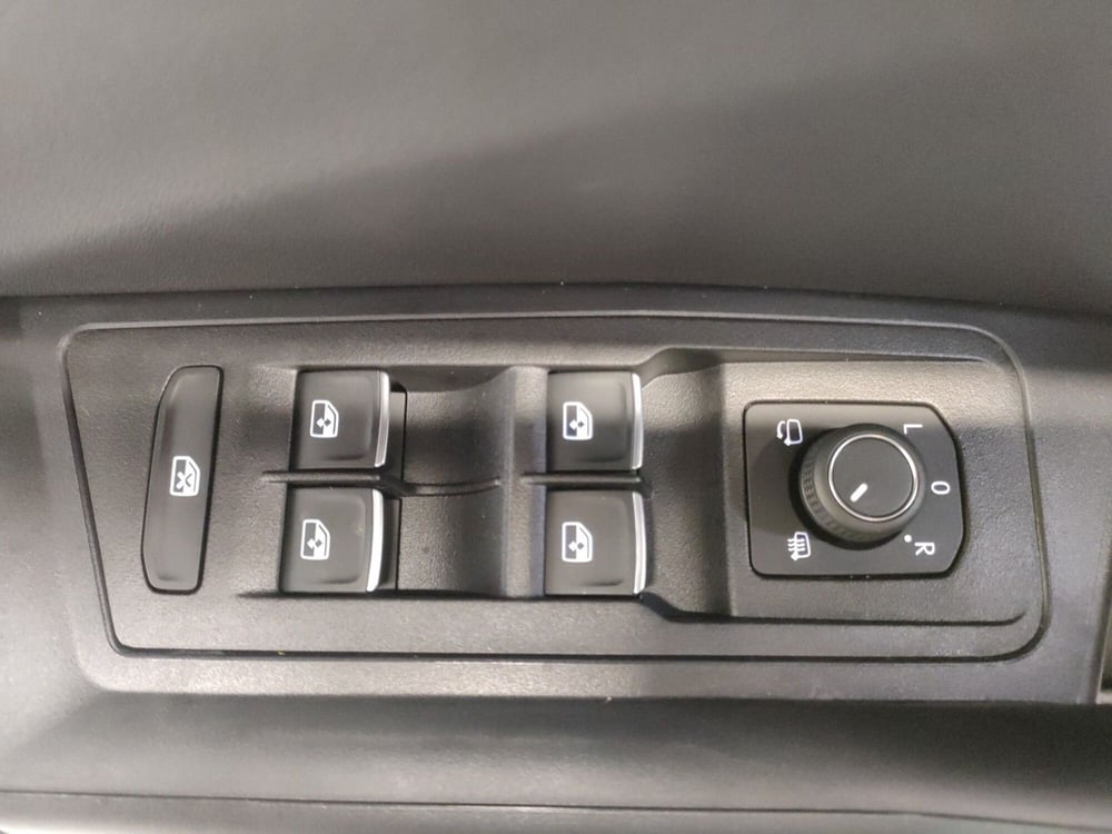 Volkswagen T-Roc nuova a Bologna (9)
