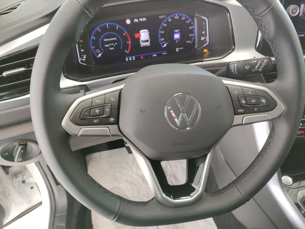 Volkswagen T-Roc nuova a Bologna (11)