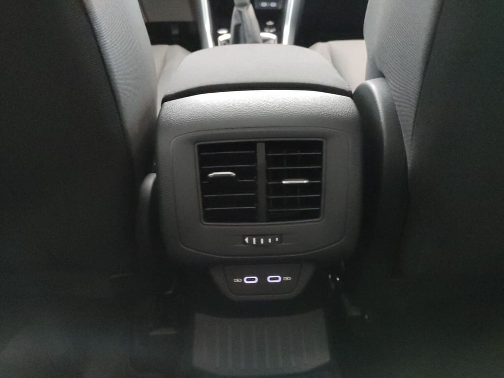 Volkswagen T-Roc nuova a Bologna (15)