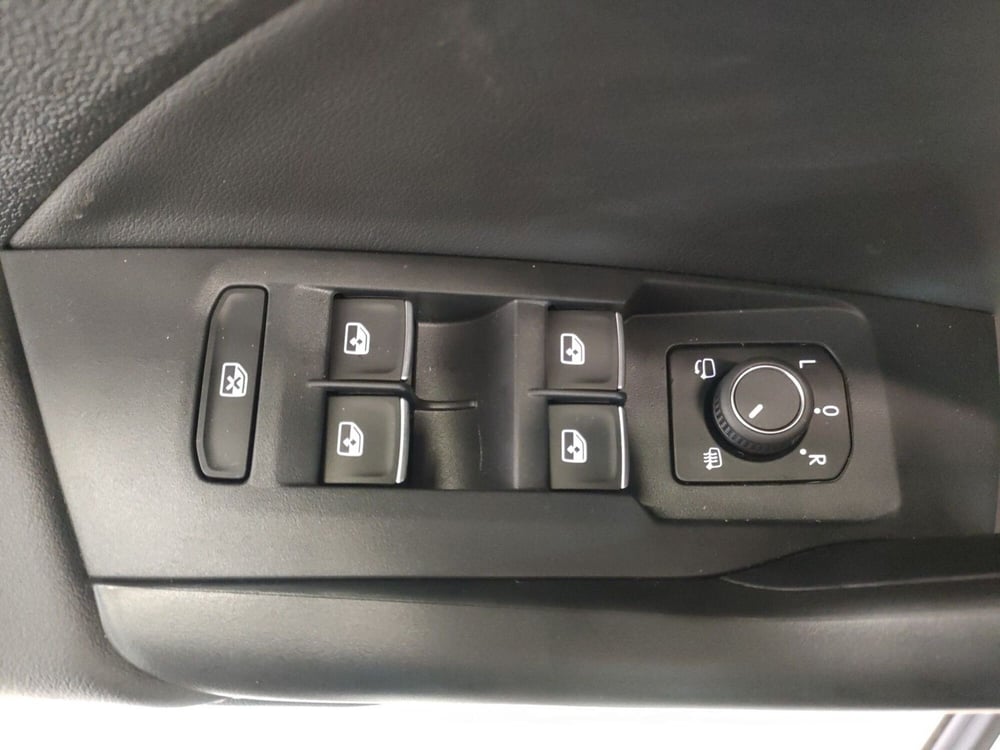 Volkswagen T-Cross nuova a Bologna (9)