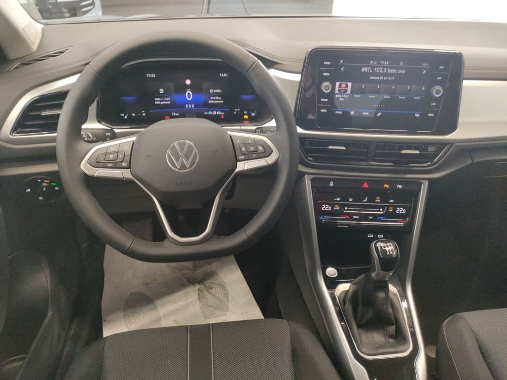 Volkswagen T-Roc nuova a Bologna (17)