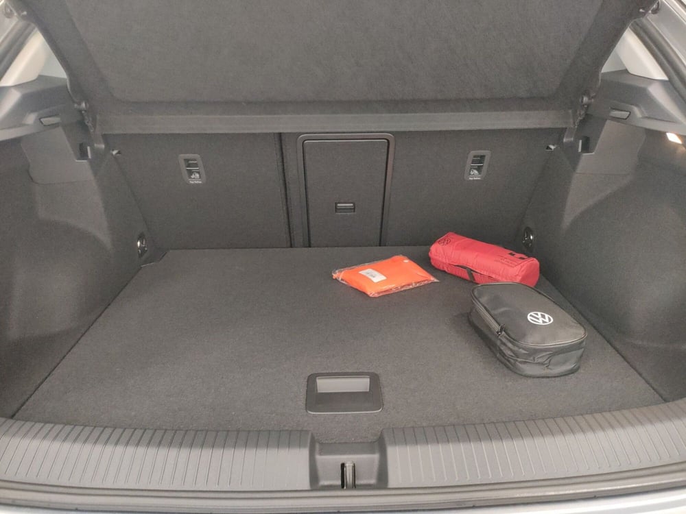 Volkswagen T-Roc nuova a Bologna (18)