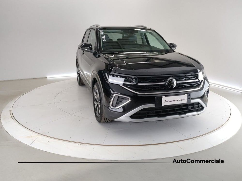 Volkswagen T-Cross nuova a Bologna