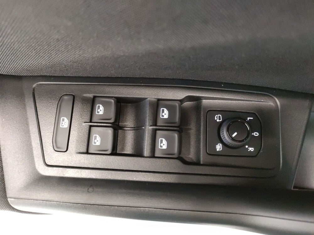Volkswagen T-Roc nuova a Bologna (9)