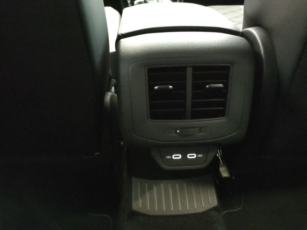 Volkswagen T-Roc nuova a Bologna (15)