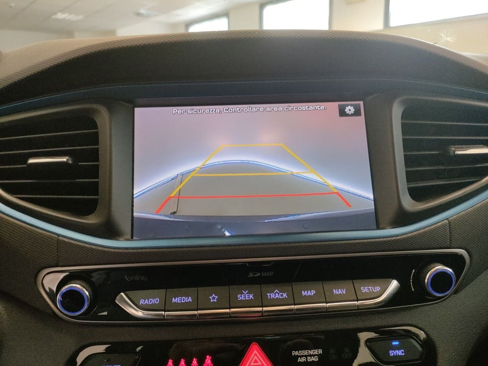 Hyundai Ioniq usata a Bologna (19)