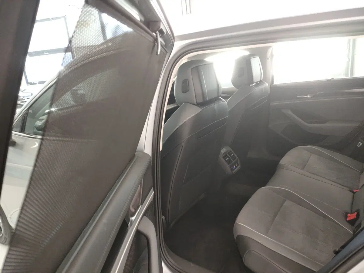 Volkswagen Passat nuova a Bologna (18)