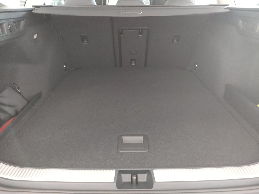 Volkswagen Passat nuova a Bologna (20)