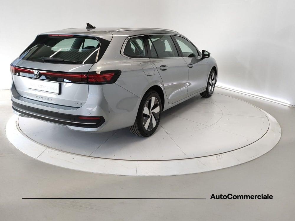 Volkswagen Passat nuova a Bologna (6)