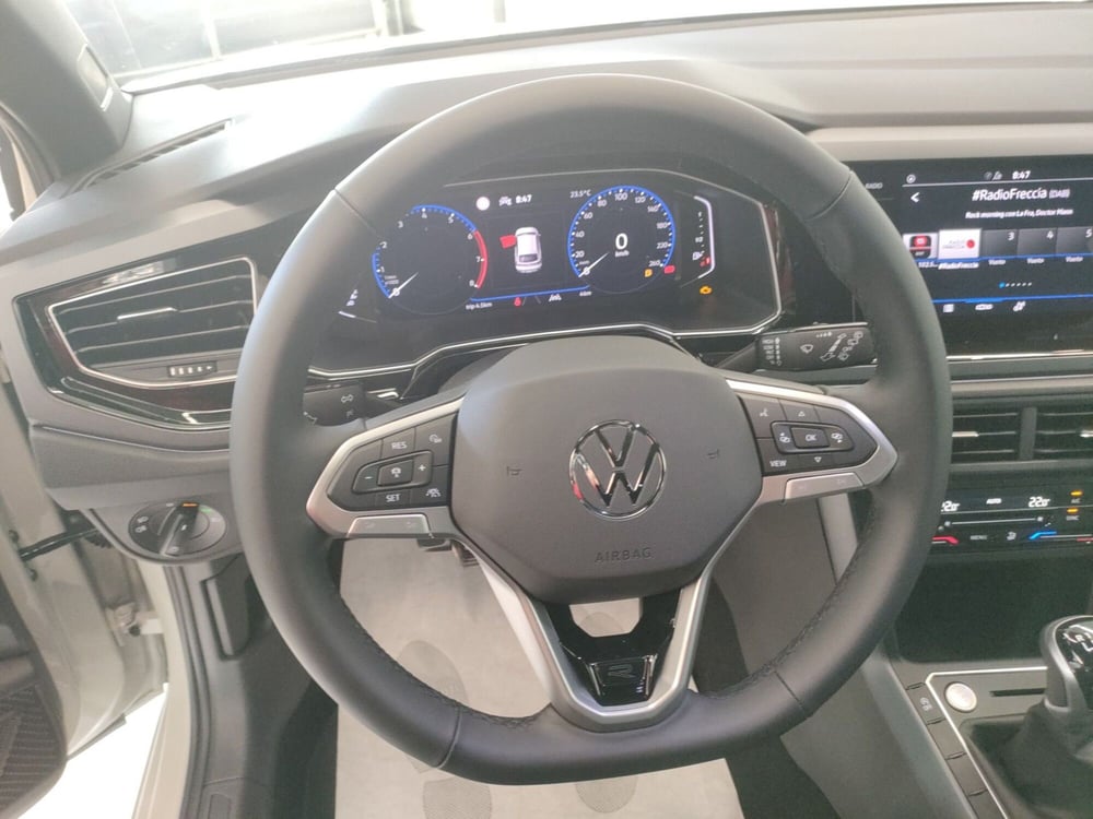 Volkswagen Taigo nuova a Bologna (11)