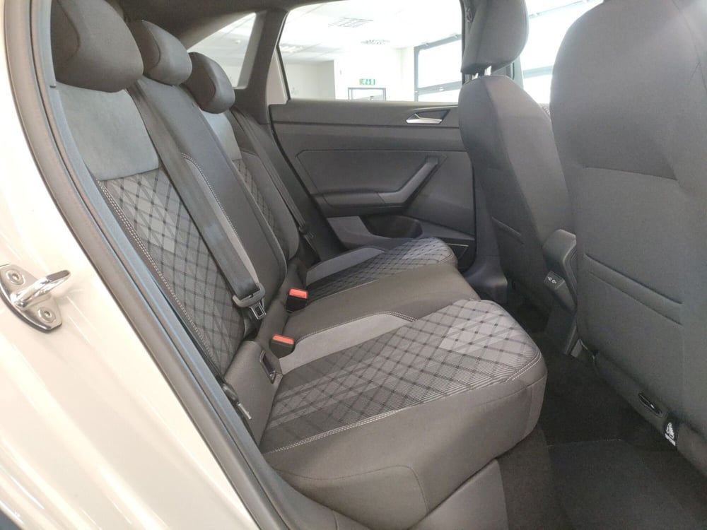 Volkswagen Taigo nuova a Bologna (19)