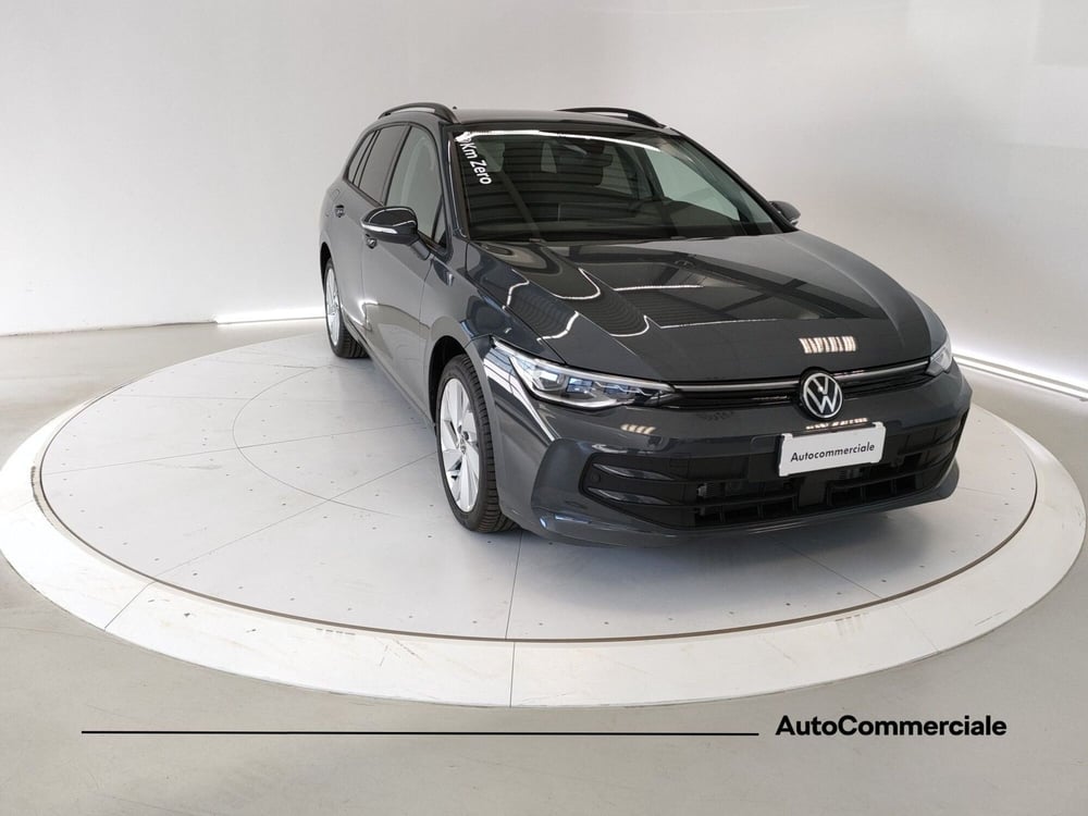 Volkswagen Golf Variant nuova a Bologna
