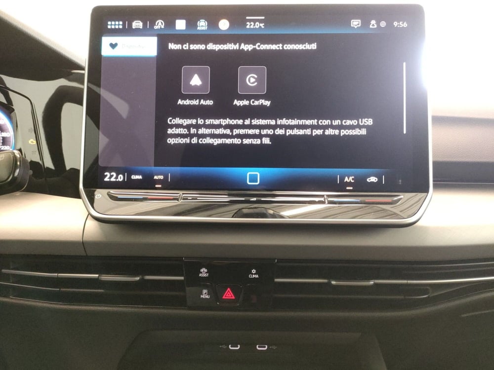Volkswagen Golf Variant nuova a Bologna (14)