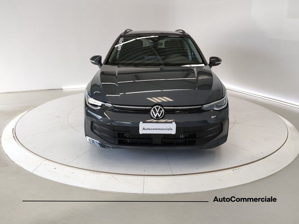 Volkswagen Golf Variant nuova a Bologna (2)