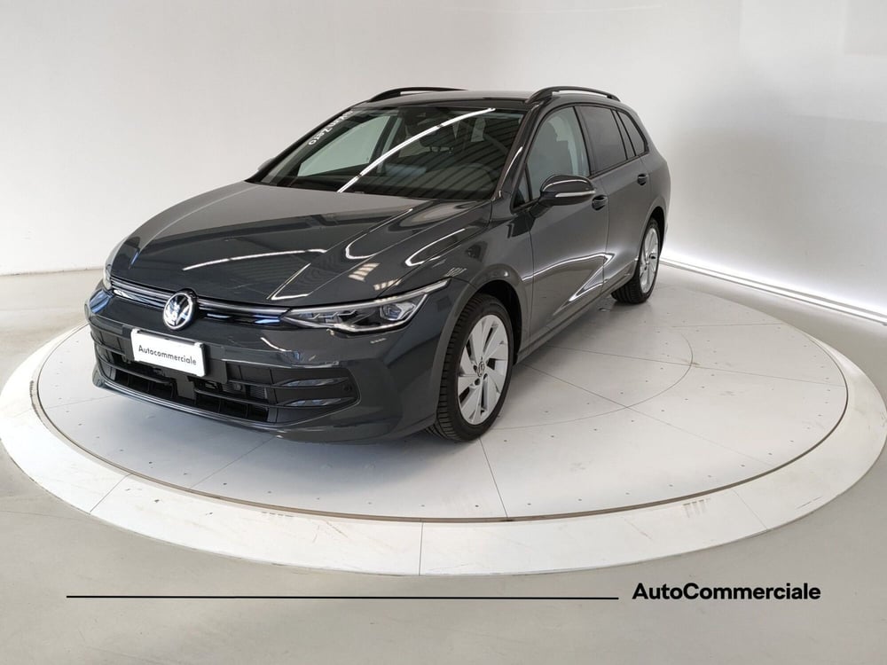 Volkswagen Golf Variant nuova a Bologna (3)
