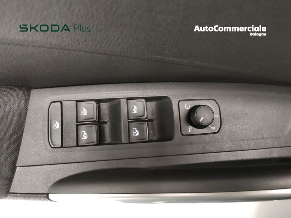Skoda Fabia usata a Bologna (9)