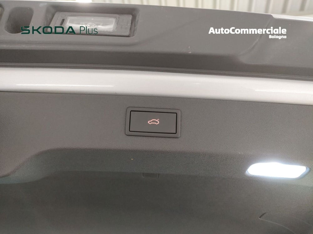 Skoda Enyaq Coupé usata a Bologna (19)