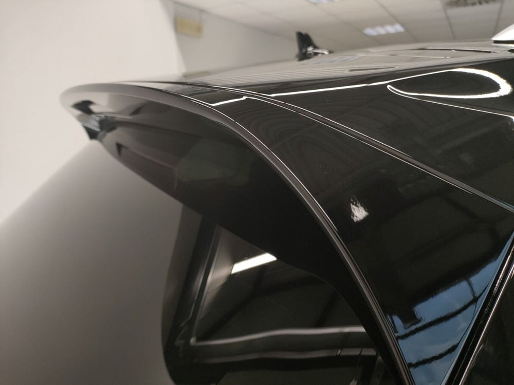 Volkswagen Touareg nuova a Bologna (11)