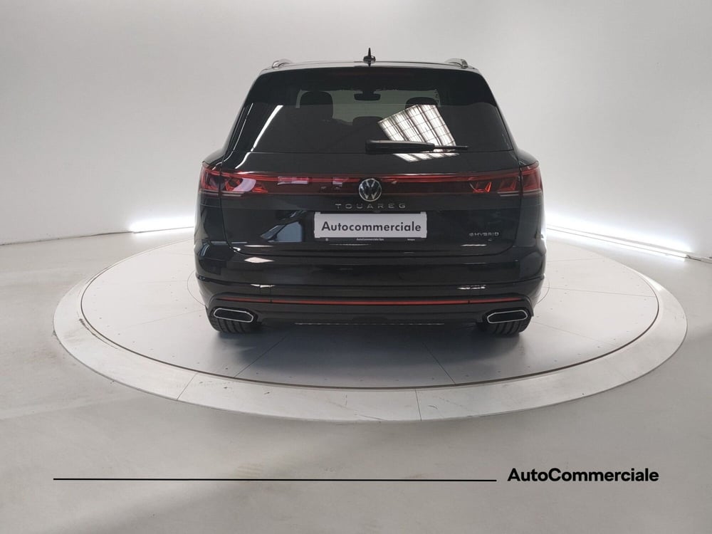 Volkswagen Touareg nuova a Bologna (5)