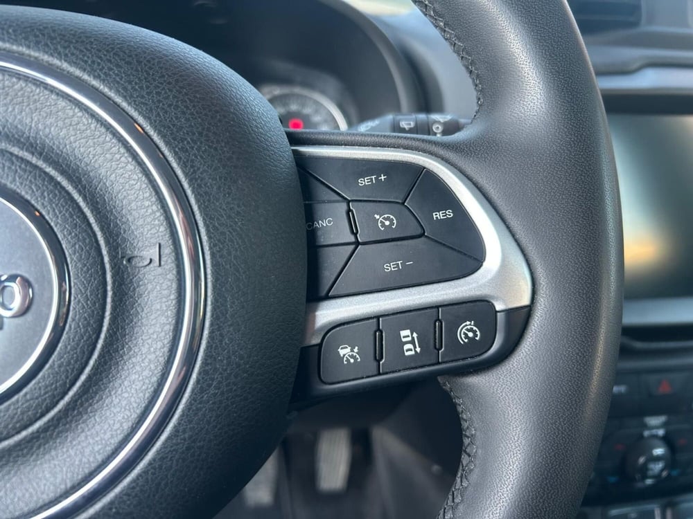 Jeep Renegade usata a Salerno (17)