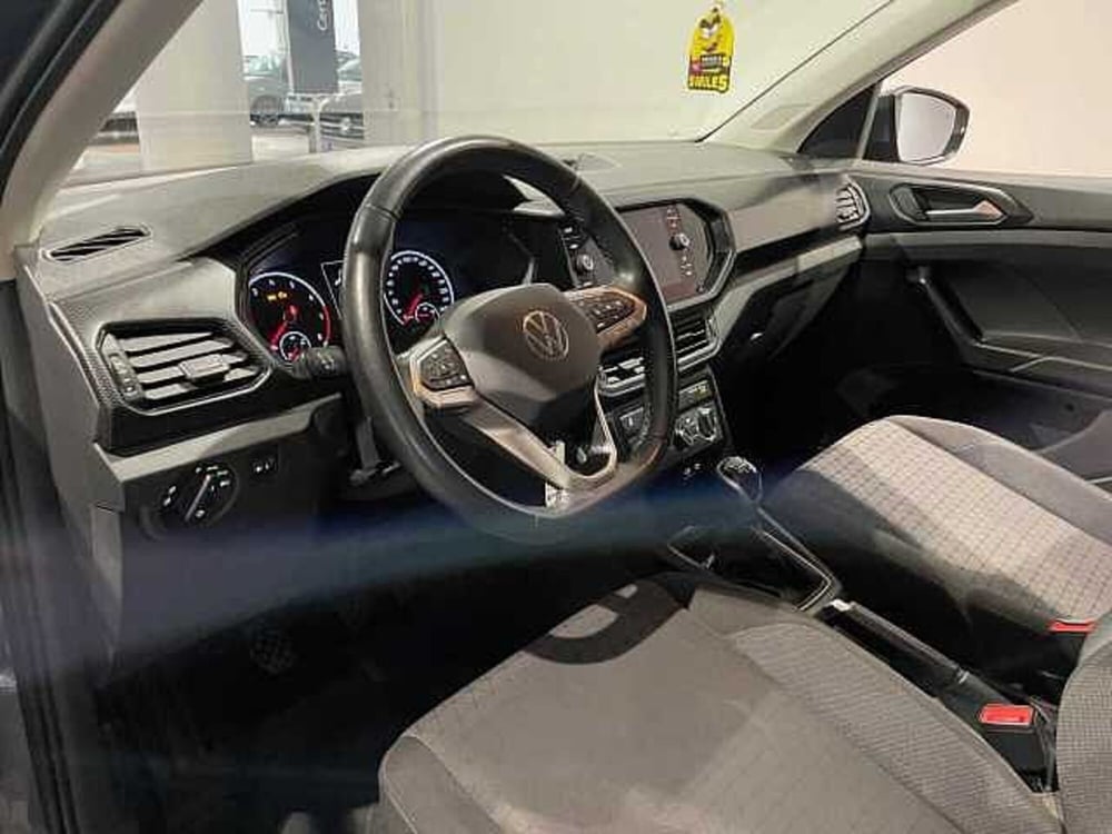 Volkswagen T-Cross usata a Genova (8)