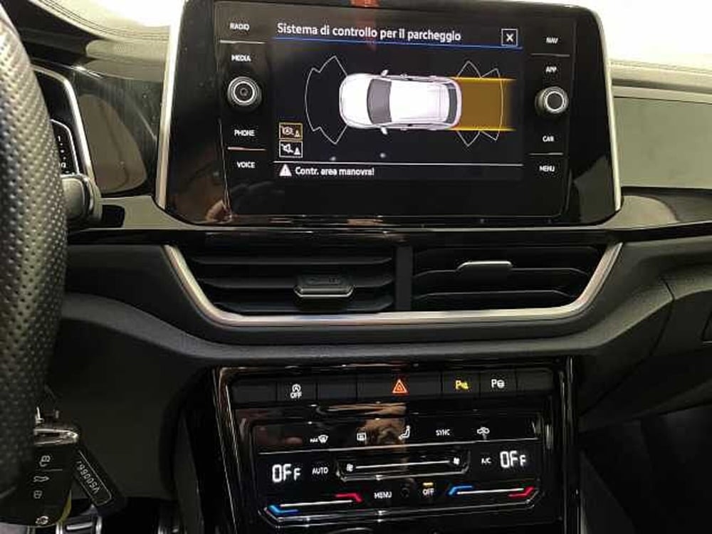 Volkswagen T-Roc usata a Genova (14)