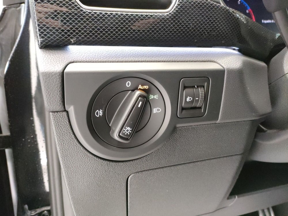 Volkswagen T-Cross nuova a Bologna (10)