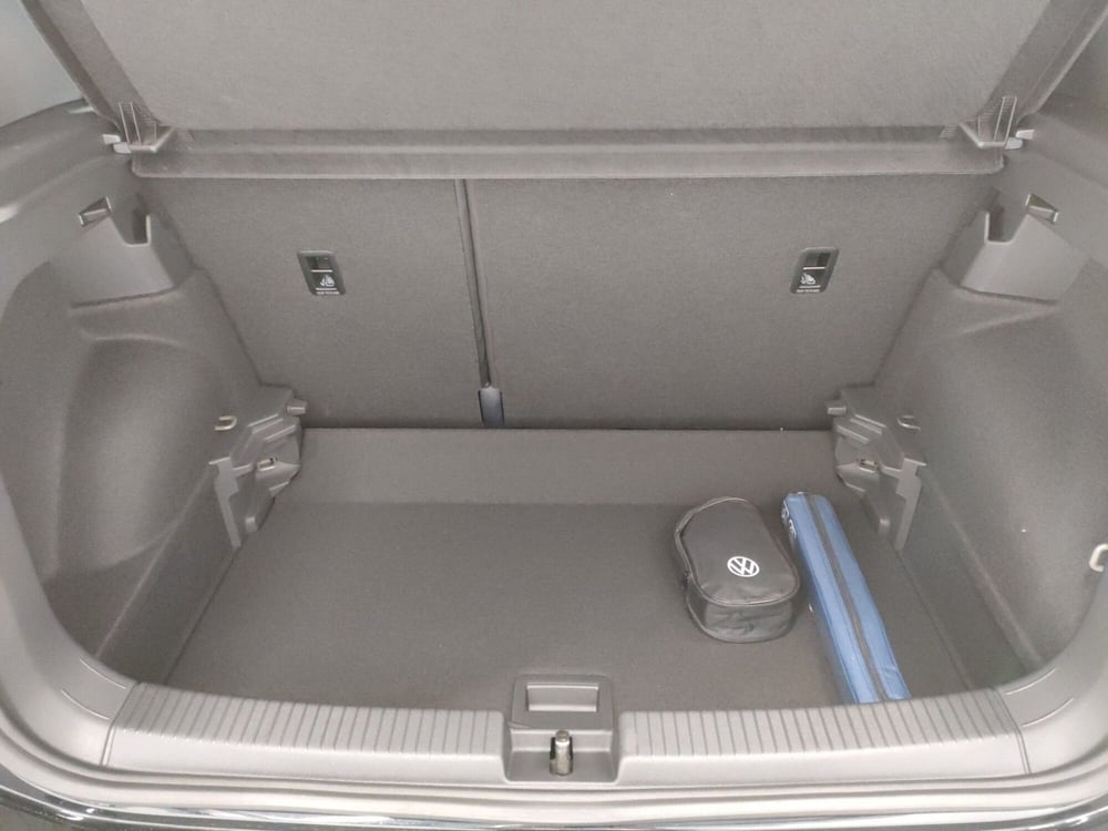 Volkswagen T-Cross nuova a Bologna (19)