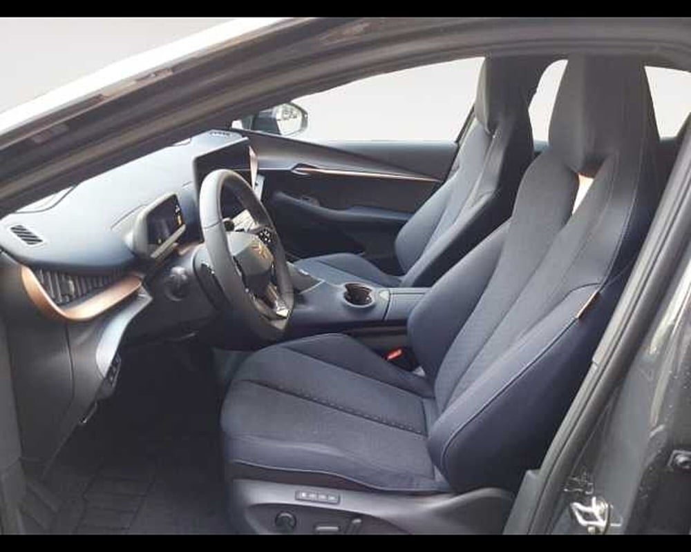 Cupra Tavascan nuova a Ravenna (9)