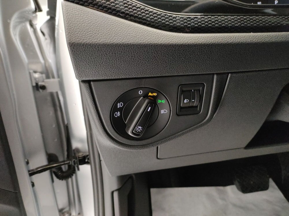 Volkswagen Taigo nuova a Bologna (10)