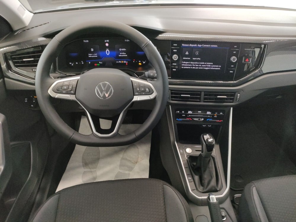 Volkswagen Taigo nuova a Bologna (17)