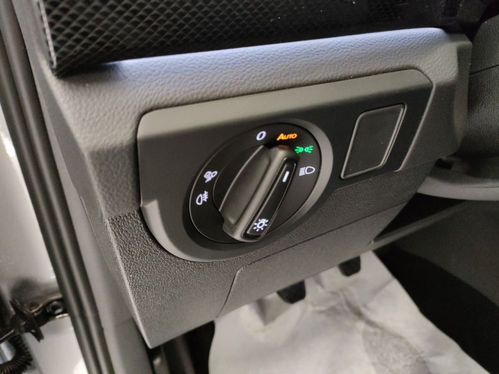 Volkswagen T-Cross nuova a Bologna (10)