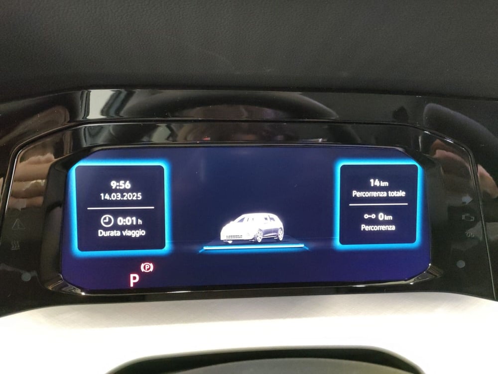 Volkswagen Golf nuova a Bologna (12)