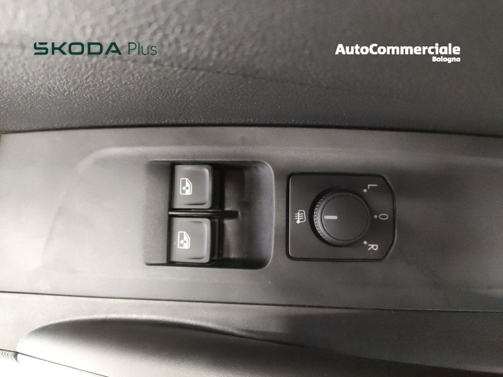 Skoda Fabia usata a Bologna (9)
