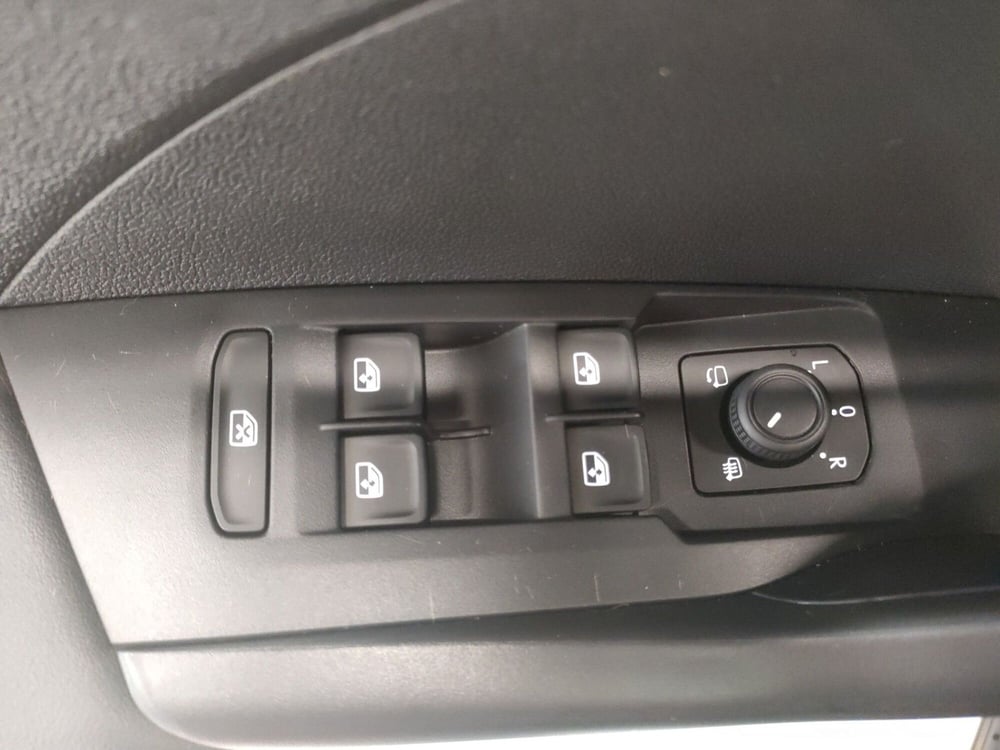 Volkswagen T-Cross nuova a Bologna (9)